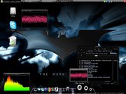 Gnome Dark Knight Desktop